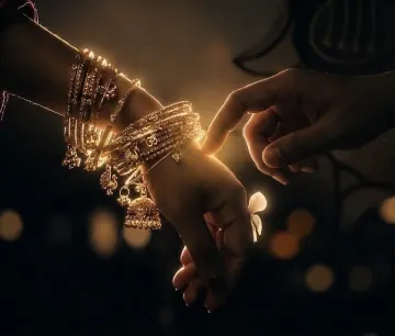 Golden Touch - Bangles and Love Silhouette